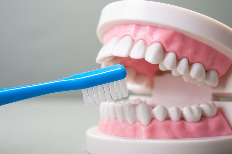 Top 6 Tips to Properly Brush Your Teeth – Vconnect2u